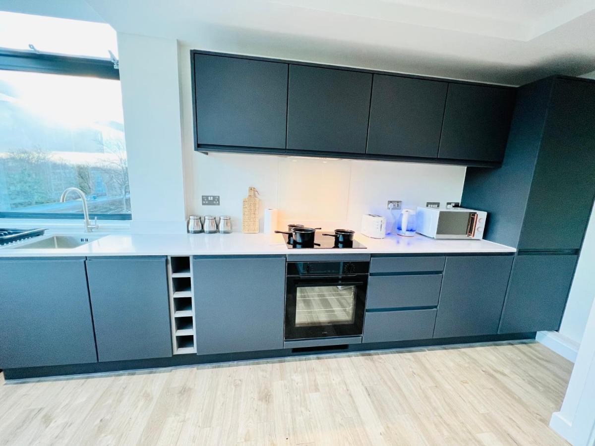 Affordable Apartments In Manchester City Centre Close To Trafford Екстериор снимка