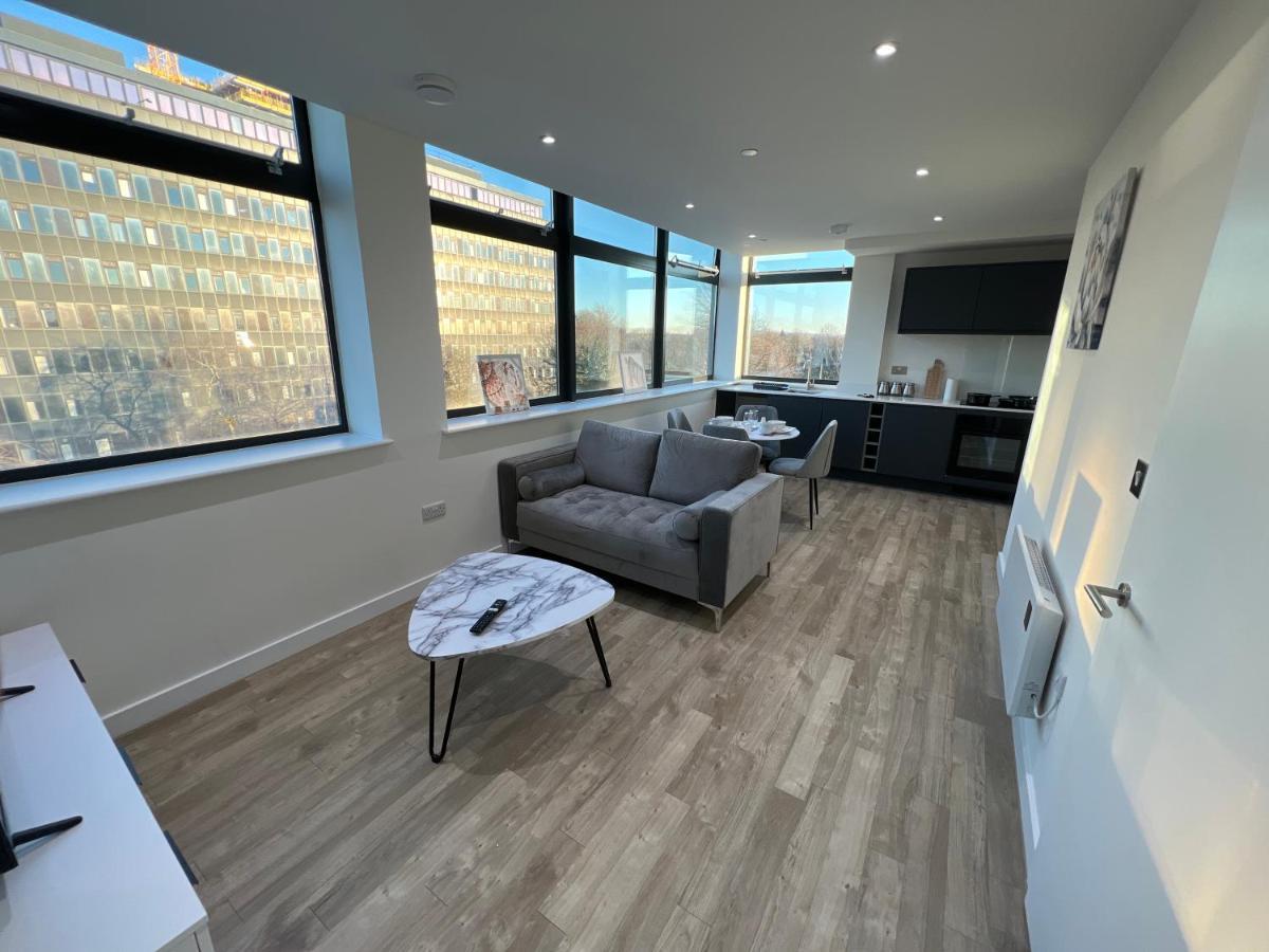 Affordable Apartments In Manchester City Centre Close To Trafford Екстериор снимка