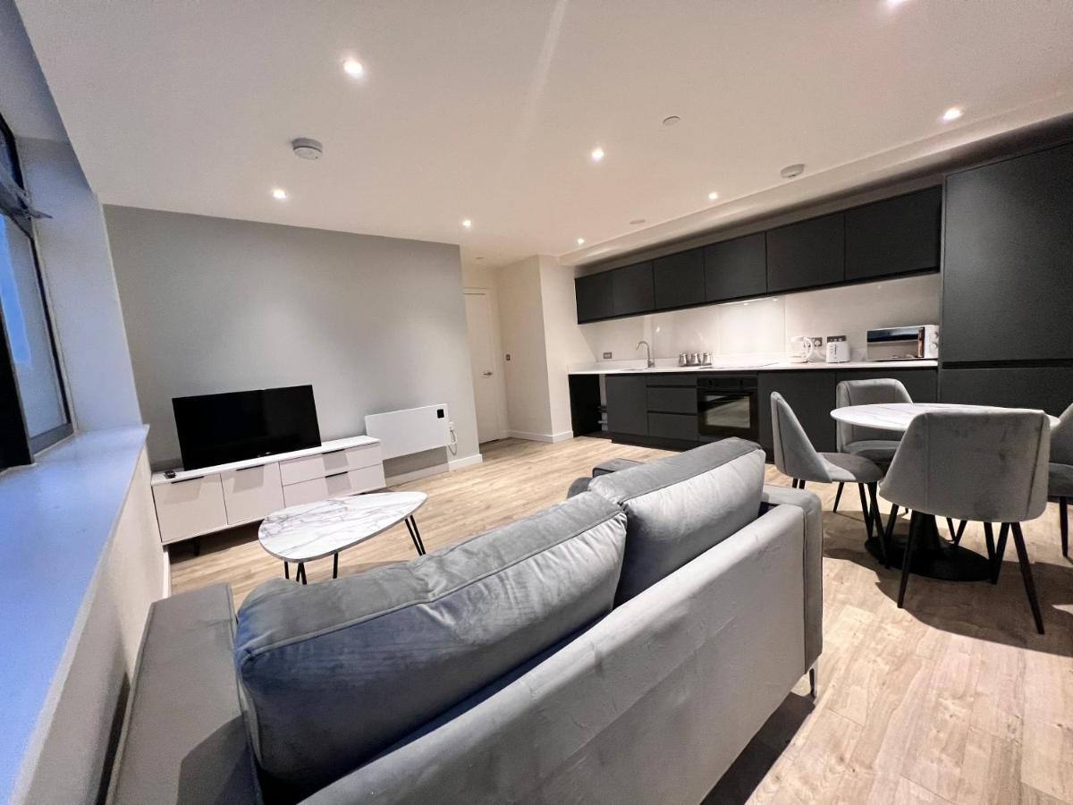 Affordable Apartments In Manchester City Centre Close To Trafford Екстериор снимка